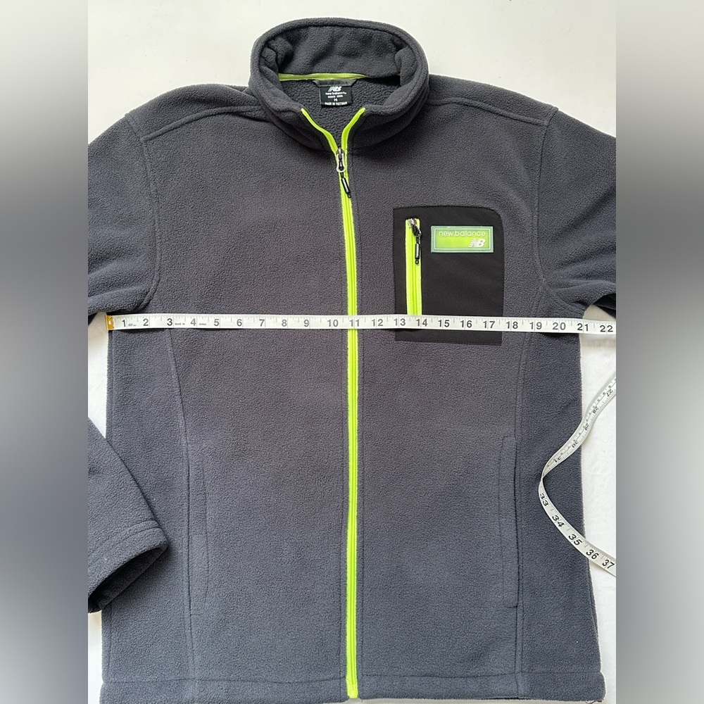 EUC New Balance Jacket Windbreaker Size M Charcoal Fleece with Neon Highlights - Picture 8 of 9